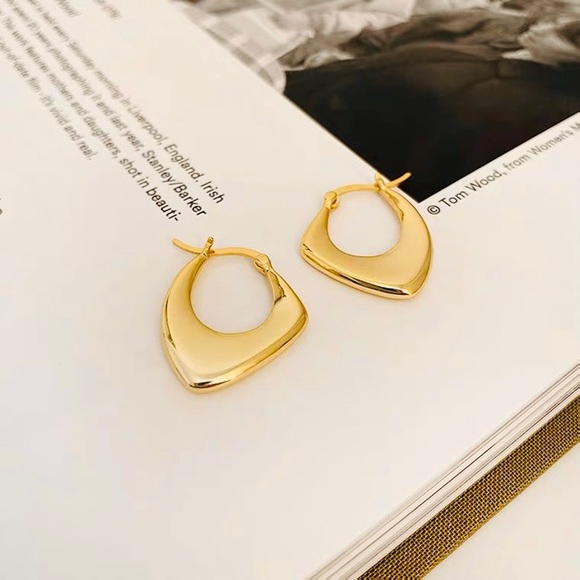 Gold Hoop Earrings minimal gold Sterling silver vermeil - Picture 3 of 8